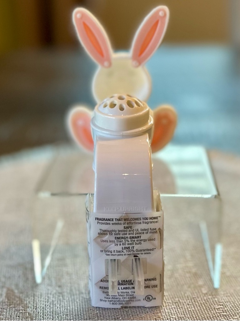 Bath and Body Works Easter Bunny with Chick Wallflower Fragrance Plug - Picture 3 of 6